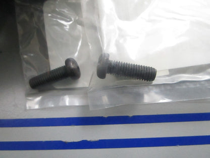 NEW OEM (LOT OF 2) Yamaha 90157-05M19 Pan Head Screw 0810