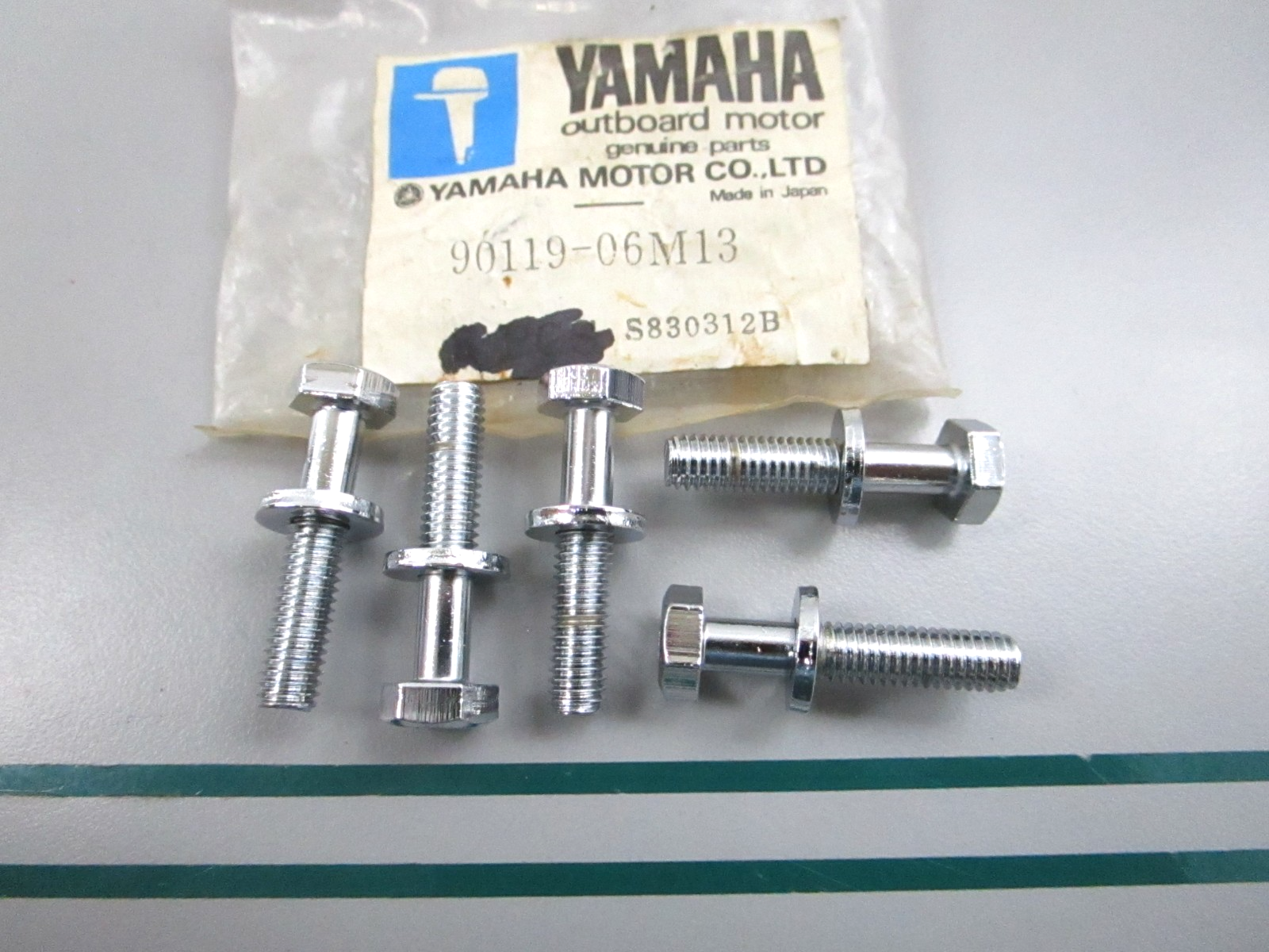 NEW OEM (LOT OF 5) 90119-06M13-00 Yamaha Screw 0810