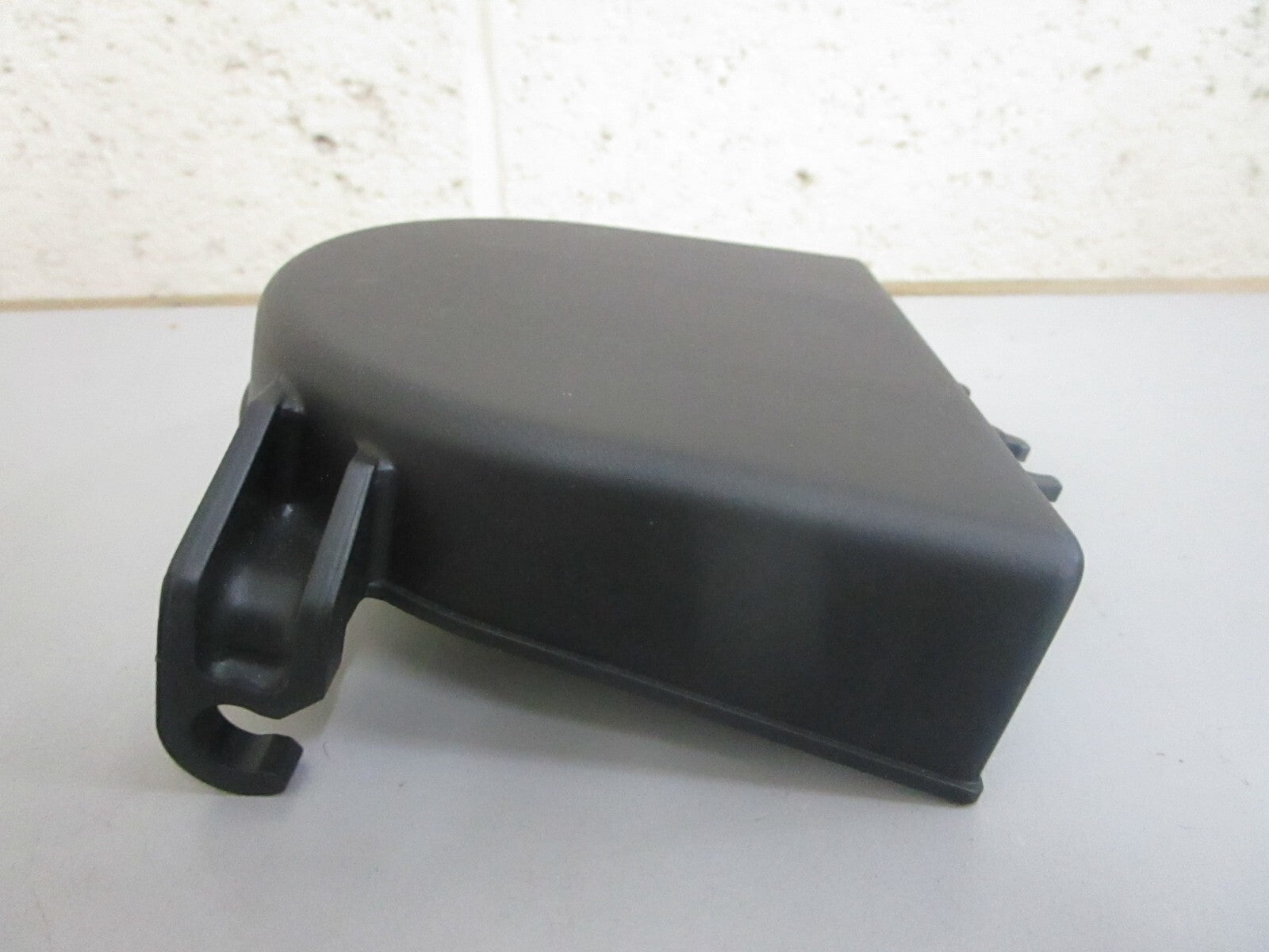 *NEW OEM* 0820 Mercury Quicksilver Dust Cover 855691