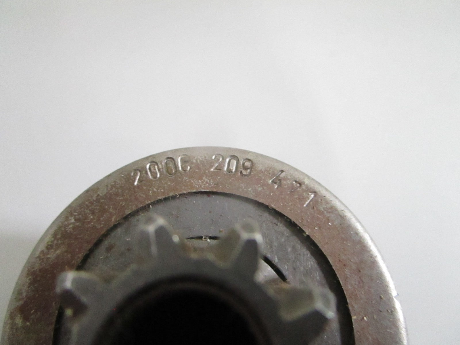 NEW OEM 0001516813 2006209471 Mercedes-Benz Bosch Starter Pinion 0820