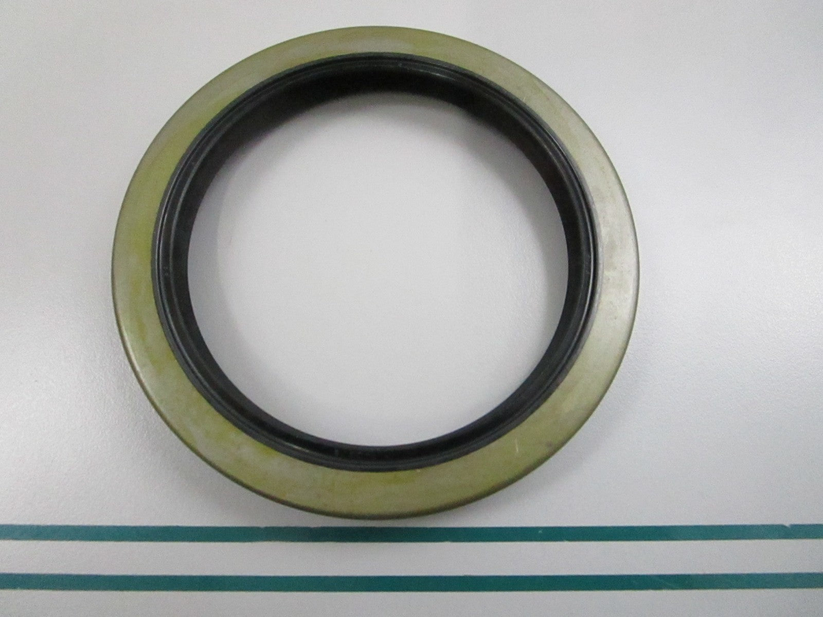 NEW DWA273318 For: Doosan Total Source Oil Seal 0810