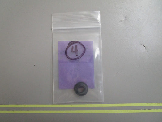 *NEW OEM* 0810 OMC Johnson Evinrude Wiper Gasket 912157 0912157