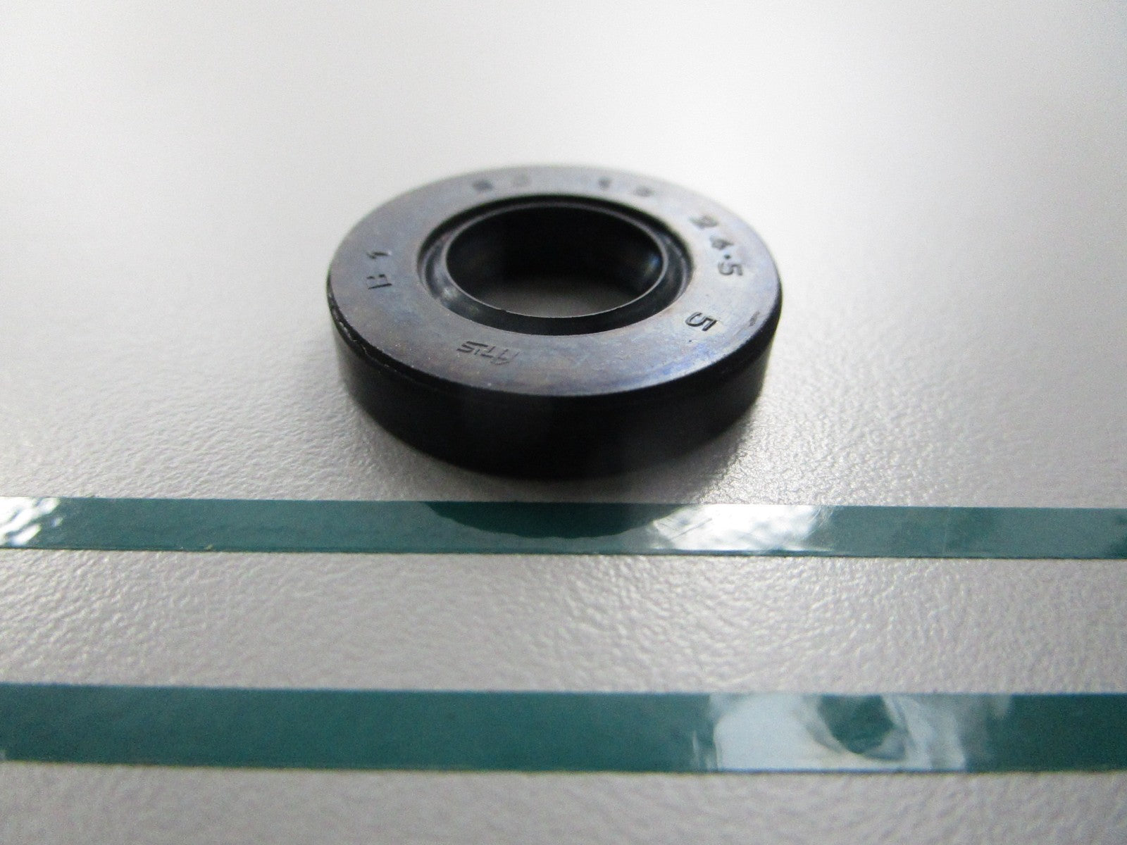 NEW OEM 26-82236M Mercury Quicksilver Oil Seal 0810