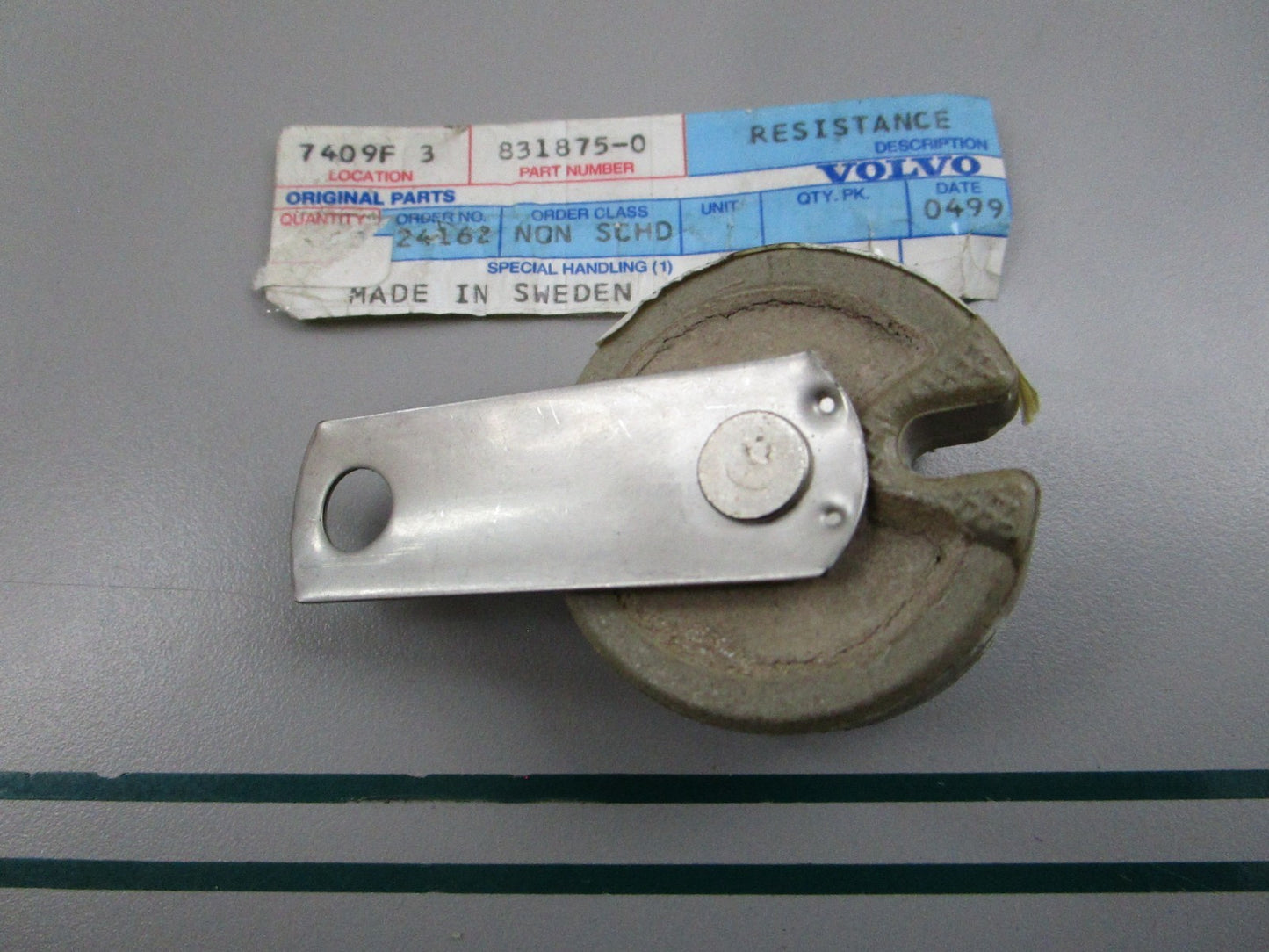 NEW OEM 831875 Volvo Penta Resistor 0810