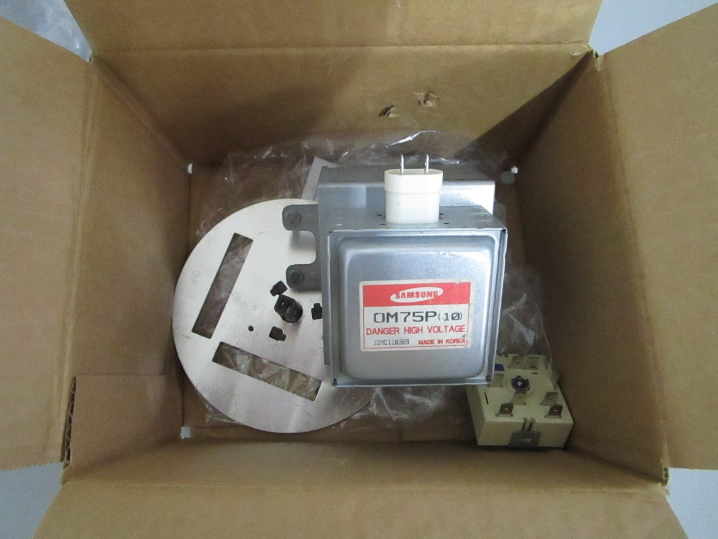 *NEW OEM* 0820 GE Microwave Magnetron & Stirrer WB49X10226