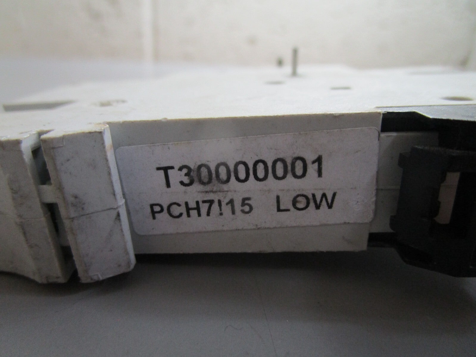 *NEW* 0820 GE Tele L Circuit Breaker 672573