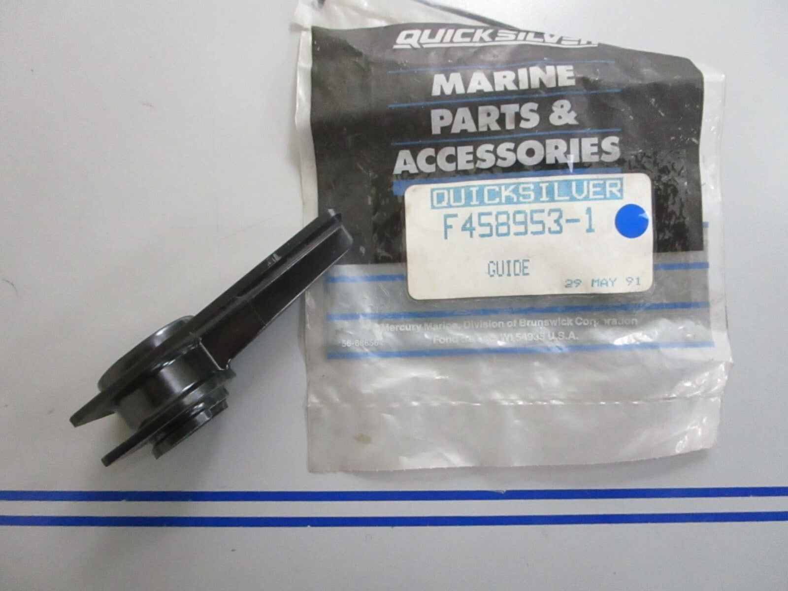 *NEW OEM* 0810 Mercury Quicksilver Guide F458953-1