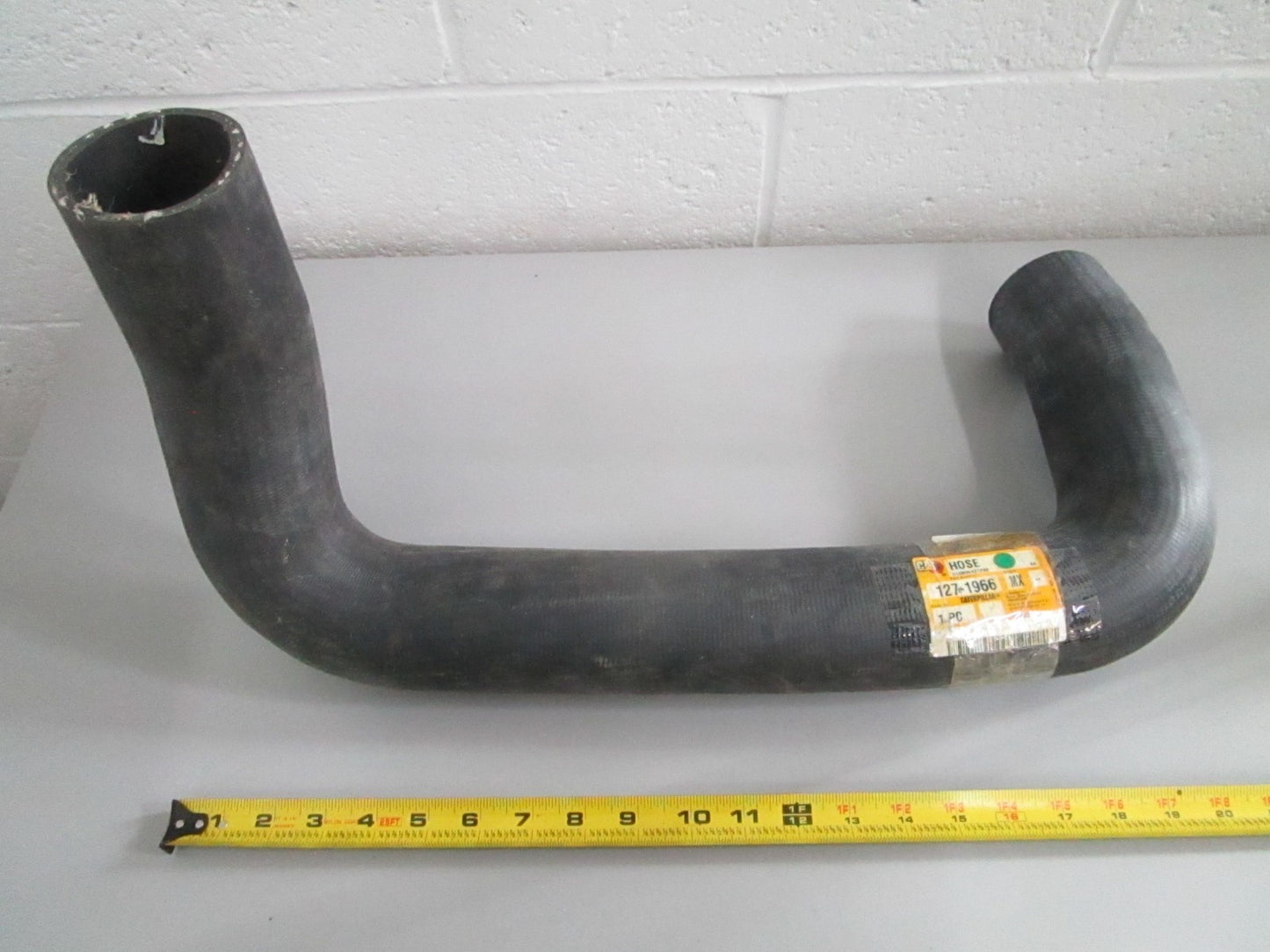 NEW OEM 127-1966 CAT Hose 0820