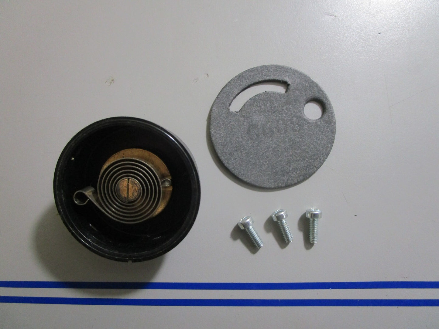 *NEW OEM* 0810 Volvo Penta Repair Kit 856742