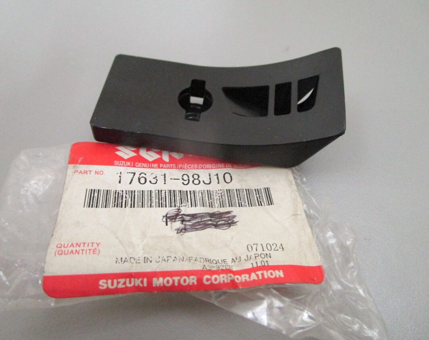 *NEW OEM* 0780 Suzuki Port Side Water Filter 17631-98J10