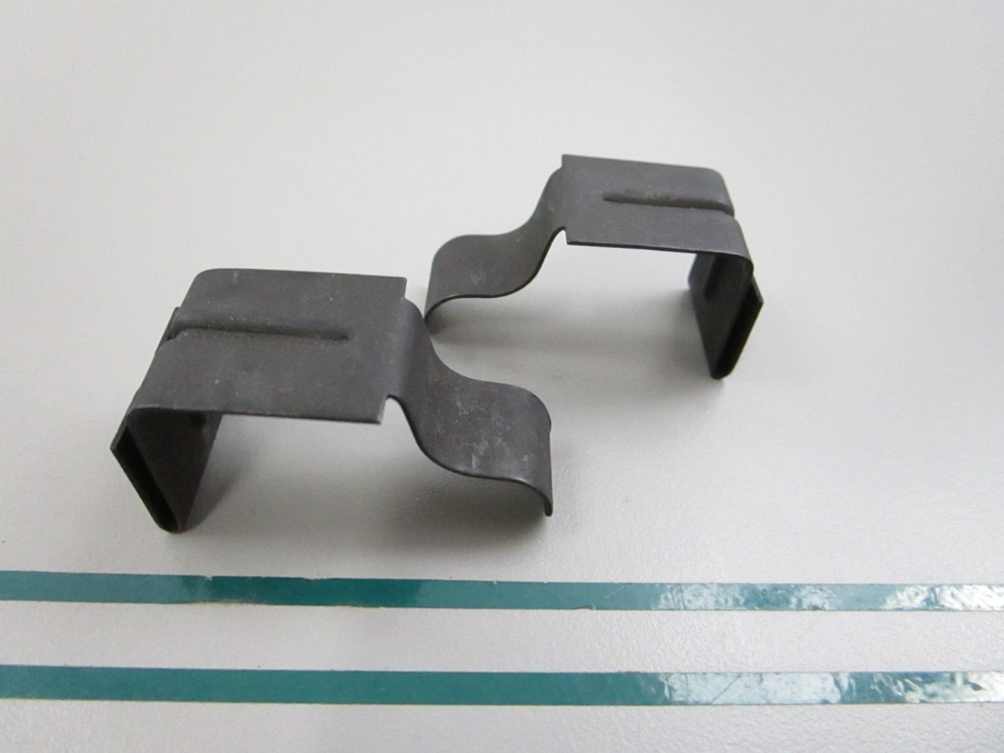 NEW OEM (LOT OF 2) 297092 Whirlpool Spring Clip 0810