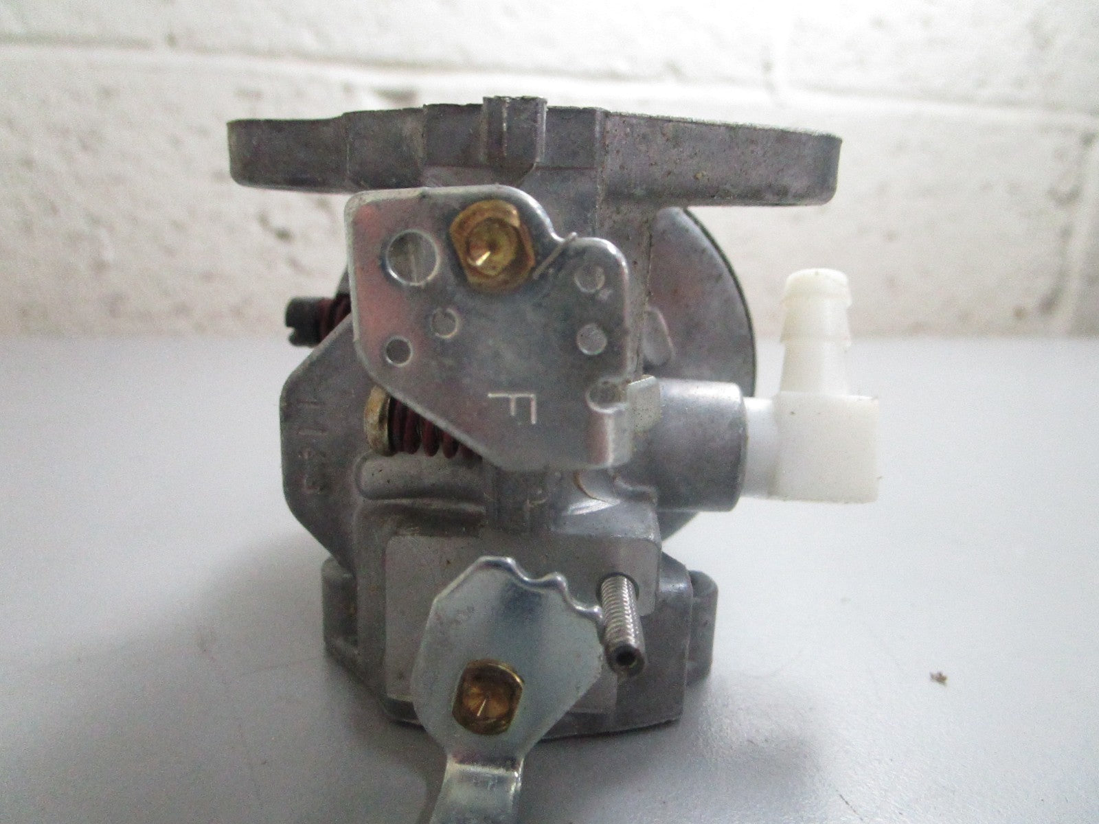 *NEW OEM* 0820 Tecumseh Carburetor Assy 632114