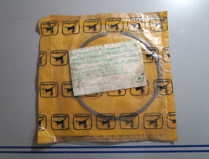 *NEW OEM* 0810 John Deere Piston Ring L28656