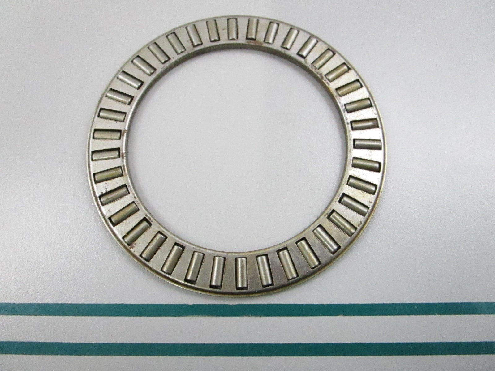 NEW OEM 385043 0385043 OMC Johnson Evinrude Thrust Bearing 0810