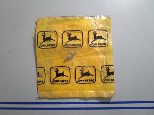 *NEW OEM* 0810 John Deere Valve R60170