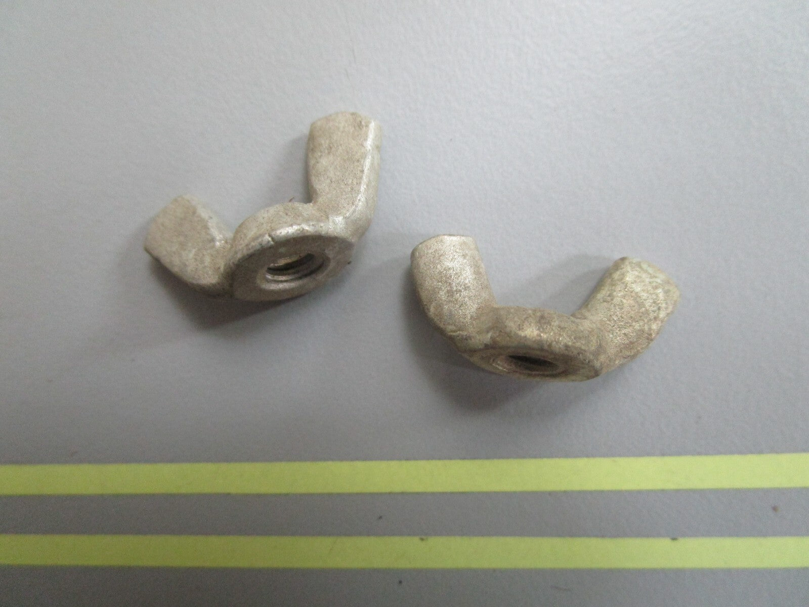 *NEW OEM* (LOT OF 2) 0820 OMC Johnson Evinrude Wing Nut 304983 0304983