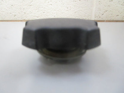 *NEW OEM* 0780 OMC Johnson Evinrude Cap 3853840