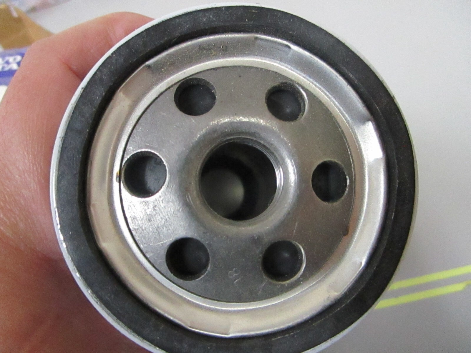 *NEW OEM* 0810 Volvo Penta Oil Filter 841750