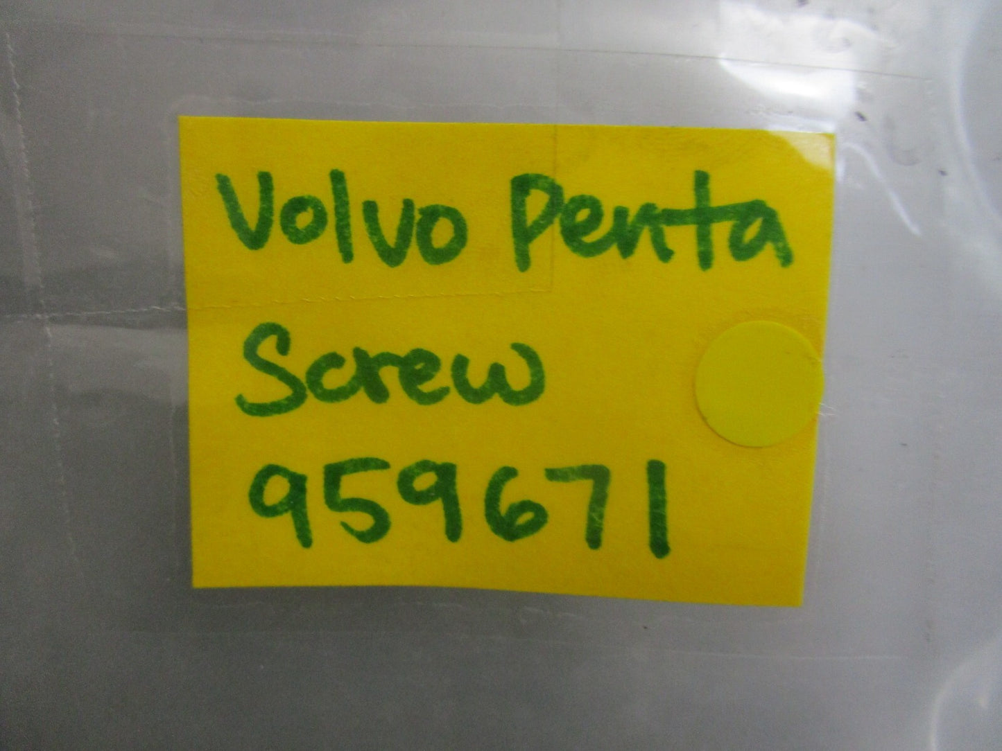 *NEW OEM* 0810 Volvo Penta Screw 959671
