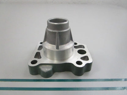 NEW OEM 6G8-45331-00-5B Yamaha Bearing Housing 0810