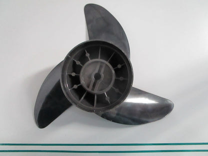NEW OEM MGA089B MotorGuide 3-Blade Propeller 0820
