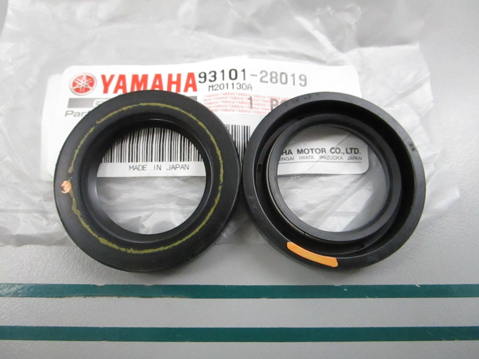 NEW OEM (LOT OF 2) 93101-28019-00 Yamaha Oil Seal 0810