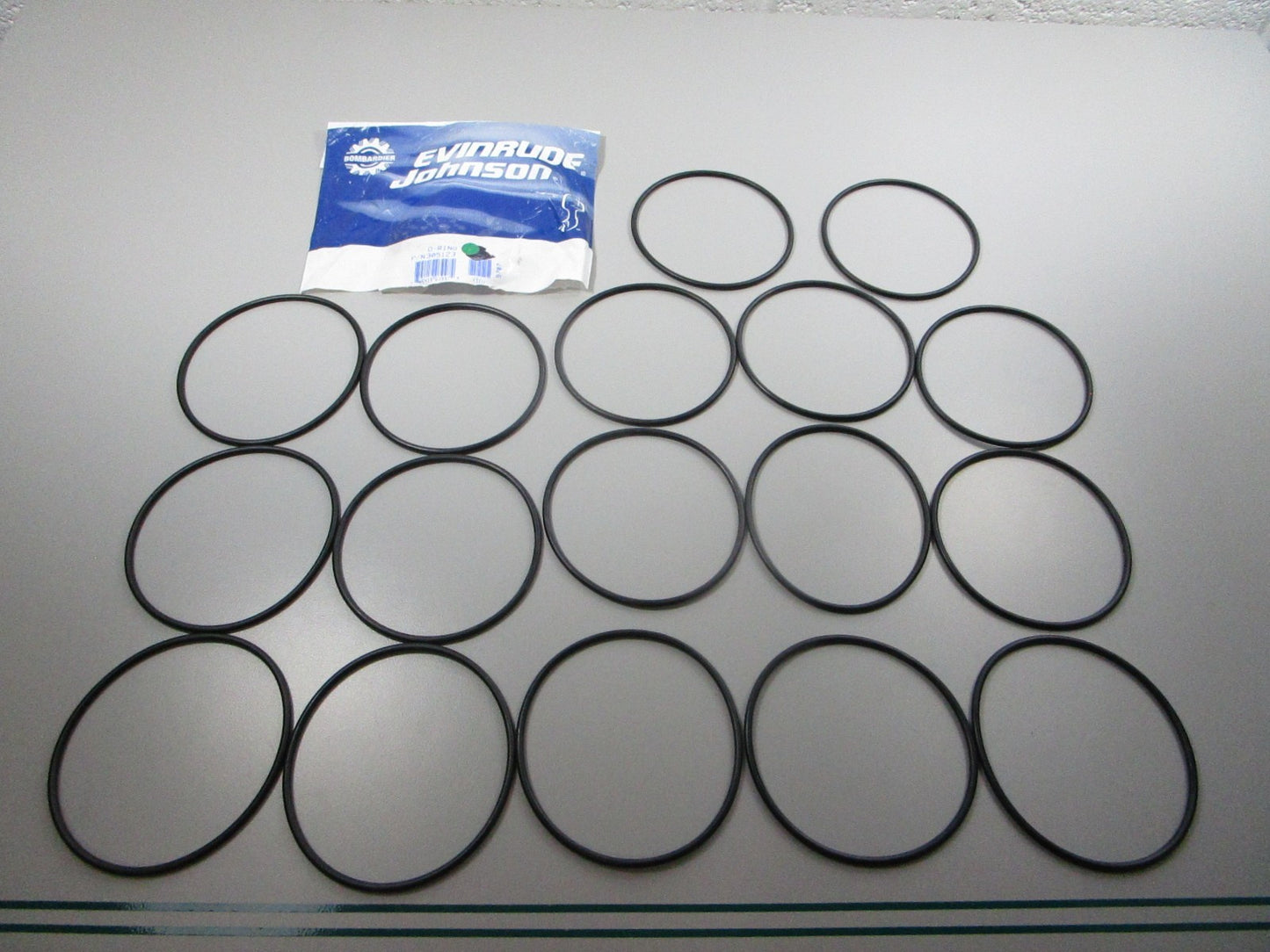 NEW OEM (LOT OF 17) 305121 0305121 OMC Johnson Evinrude O-Ring 0810