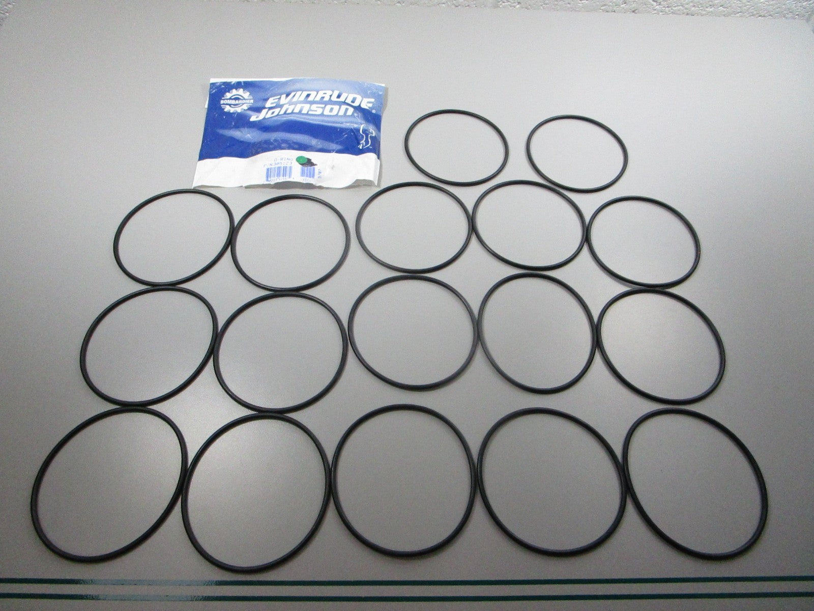 NEW OEM (LOT OF 17) 305121 0305121 OMC Johnson Evinrude O-Ring 0810