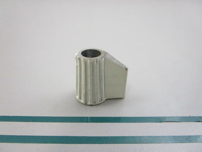 NEW OEM 278027 0278027 OMC Johnson Evinrude Knob 0810