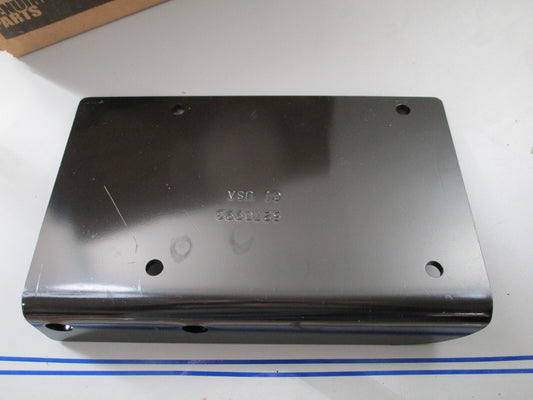 *NEW OEM* 0820 Cummins Oil Cooler Bracket 5270993