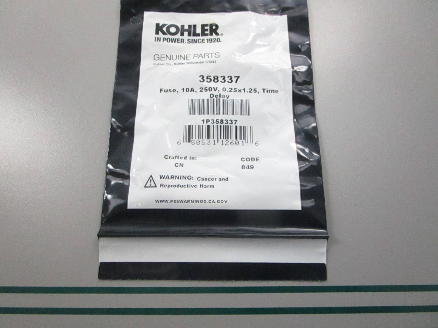 NEW OEM 358337 Kohler 250V 10A Fuse 0810