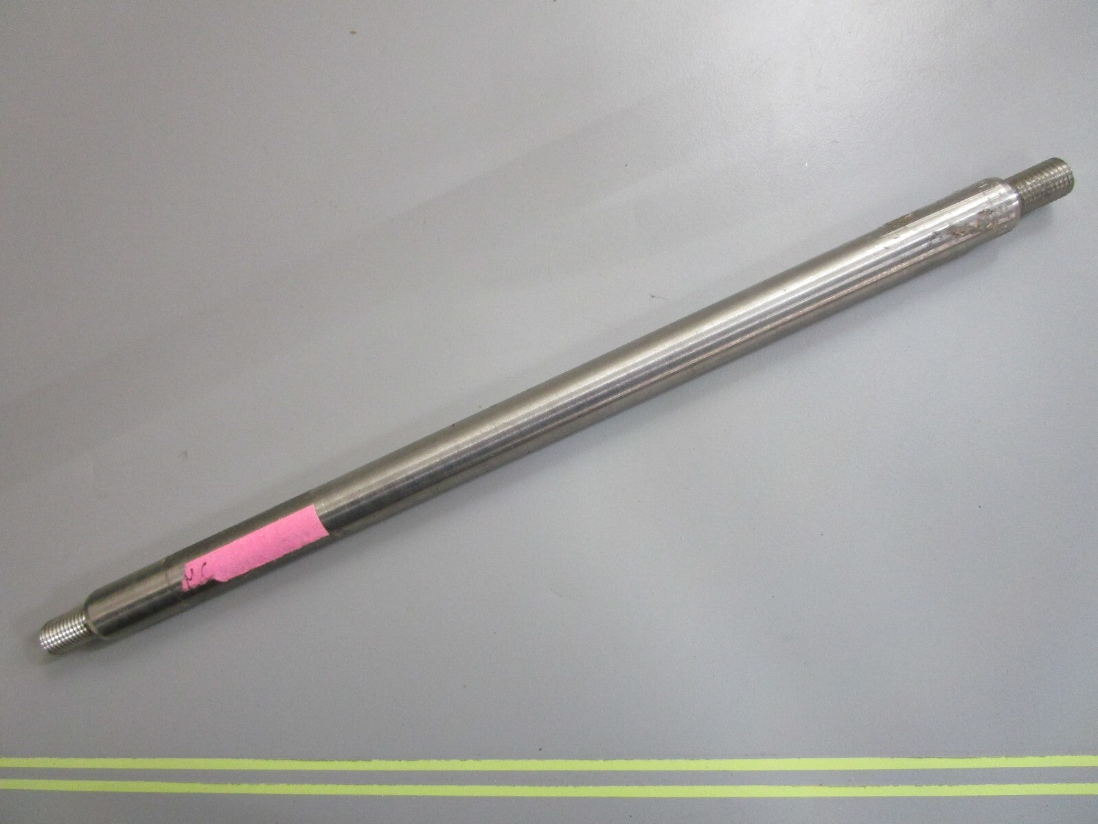 *NEW OEM* 0820 OMC Johnson Evinrude Pivot Pin 911819 0911819