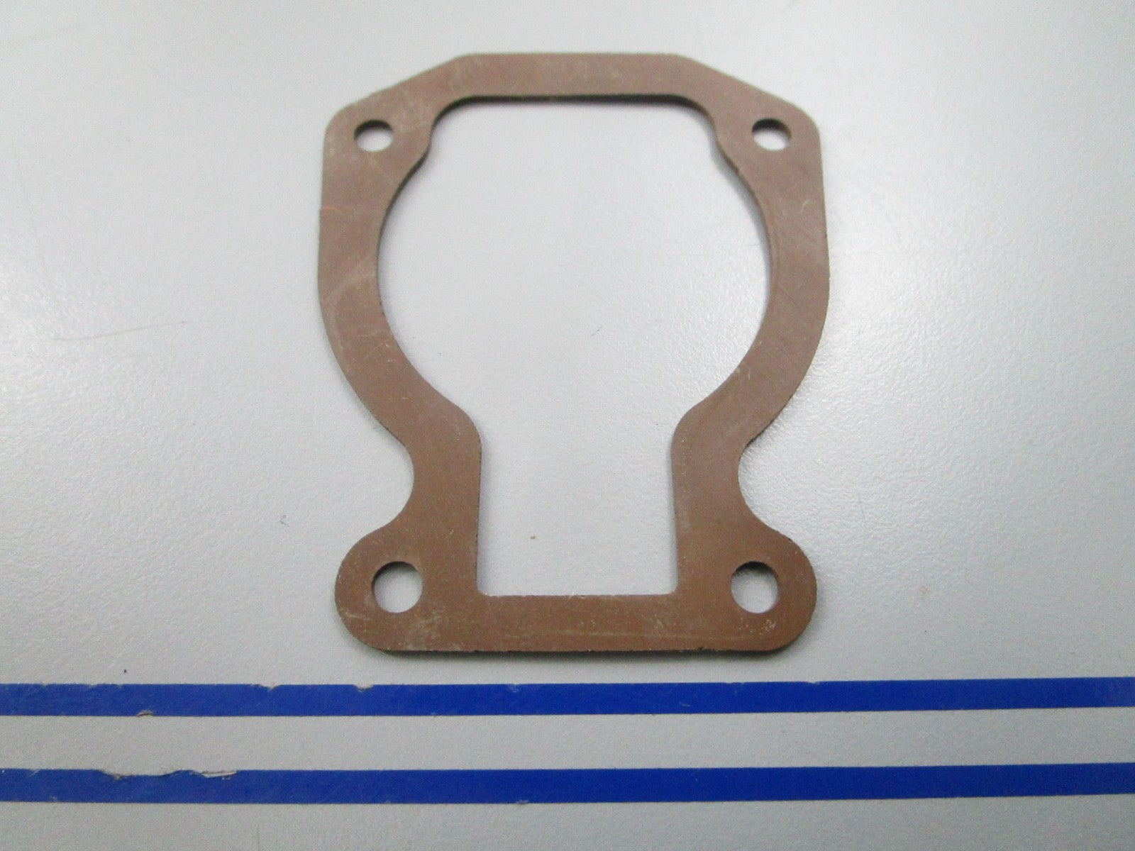 NEW OEM 331499 0331499 OMC Johnson Evinrude Gasket 0810