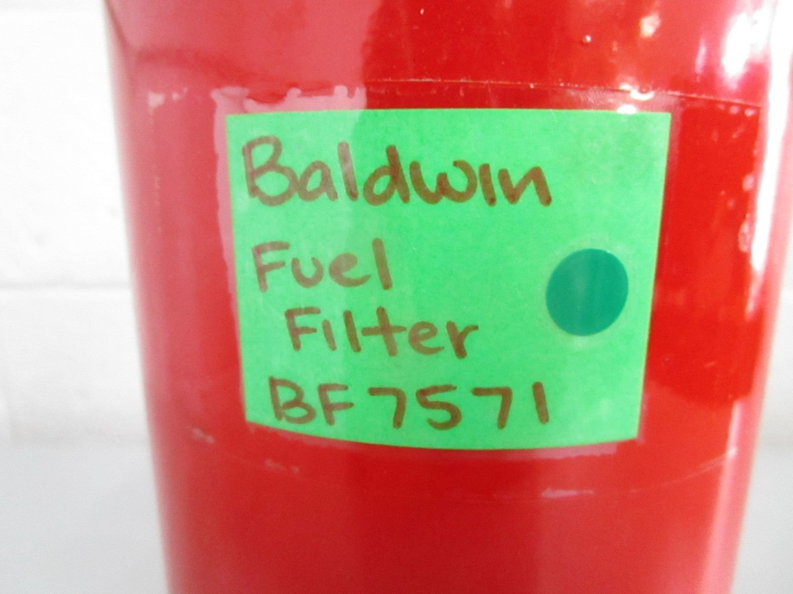 NEW OEM BF7571 Baldwin Fuel Filter 0820