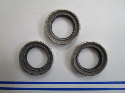 *NEW OEM* (LOT OF 3) 0810 OMC Johnson Evinrude Seal 310599 0310599