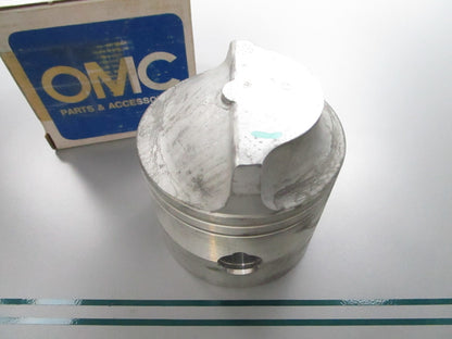 NEW OEM 390981 0390981 OMC Johnson Evinrude Piston 0810