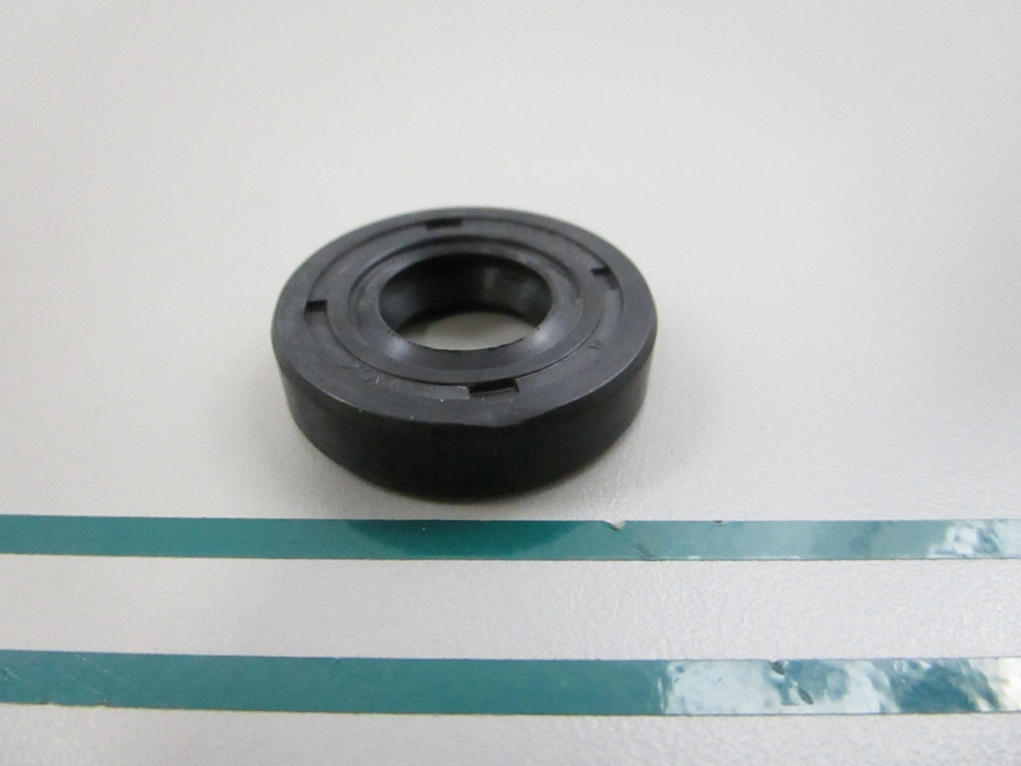 NEW OEM 124223-42080 Yanmar Oil Seal 0810
