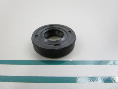 NEW OEM 124223-42080 Yanmar Oil Seal 0810