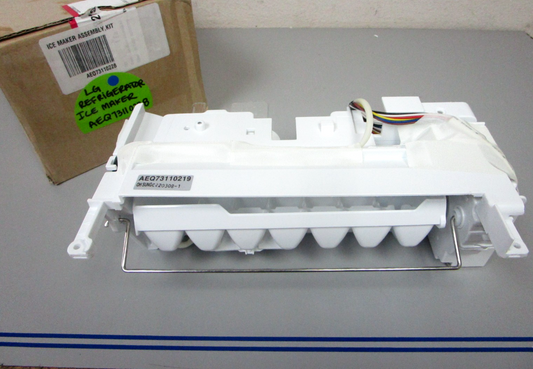 *NEW OEM* 0720 LG Refrigerator Ice Maker AEQ73110228