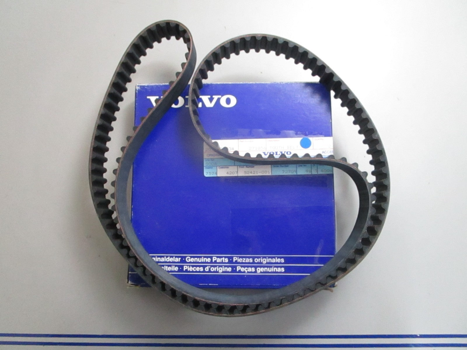 *NEW OEM* 0820 Volvo Penta Tooth Belt 271856