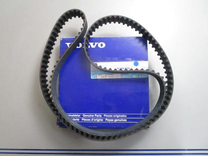 *NEW OEM* 0820 Volvo Penta Tooth Belt 271856
