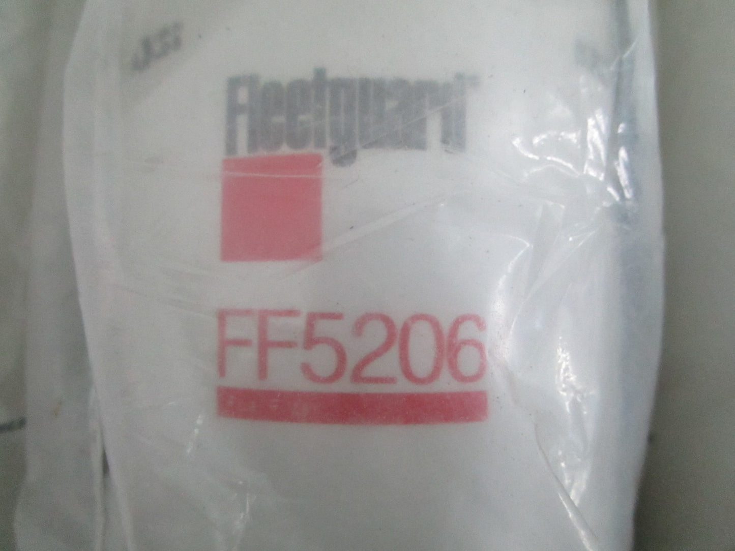 *NEW OEM* (LOT OF 3) 0820 Fleetguard Fuel Filter FF5206