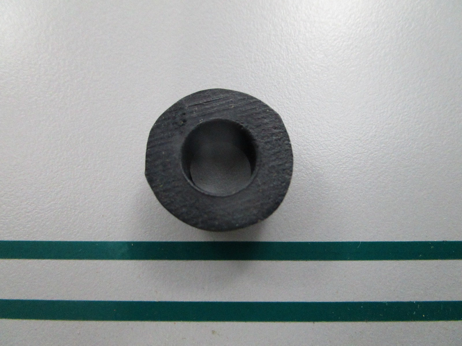 NEW OEM 25-80515M Mercury Quicksilver Grommet 0810