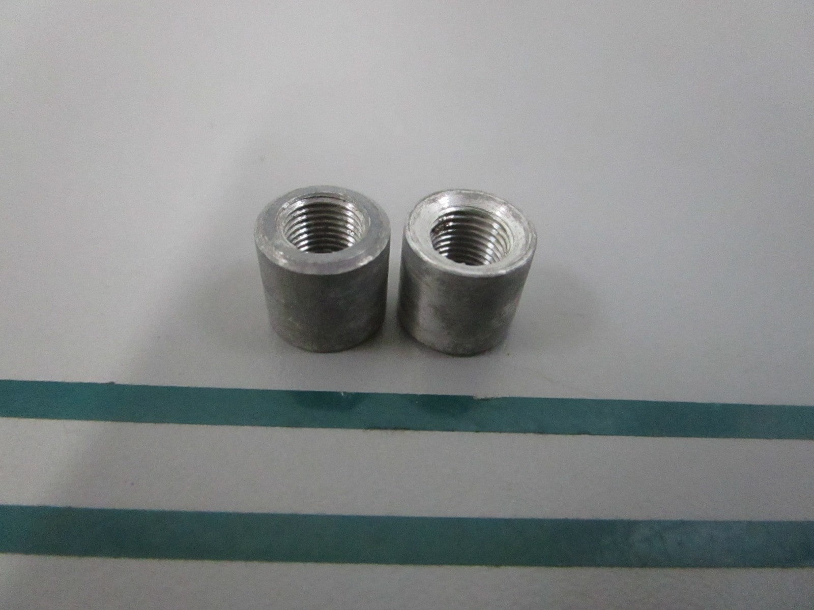 NEW OEM (LOT OF 2) 303939 0303939 OMC Johnson Evinrude Needle Valve Bushing 0810