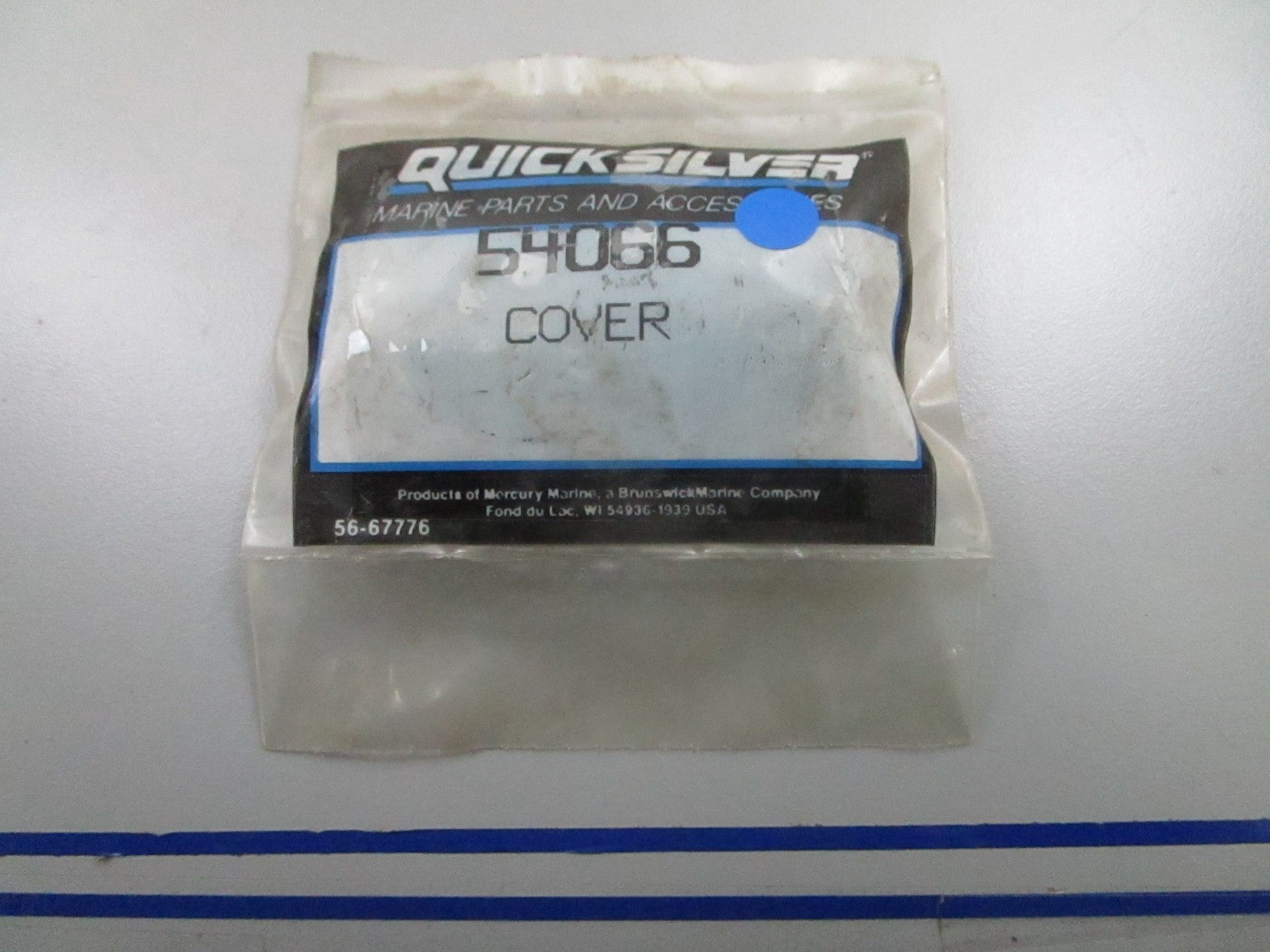 *NEW OEM* 0810 Mercury Quicksilver Cover 54066