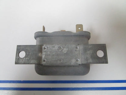 *NEW OEM* 0810 Volvo Penta Relay 873611
