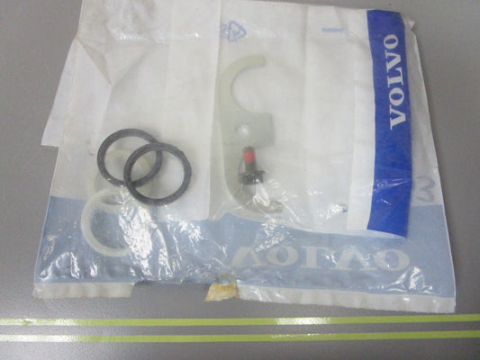 *NEW OEM* 0810 Volvo Penta Retainer 860833