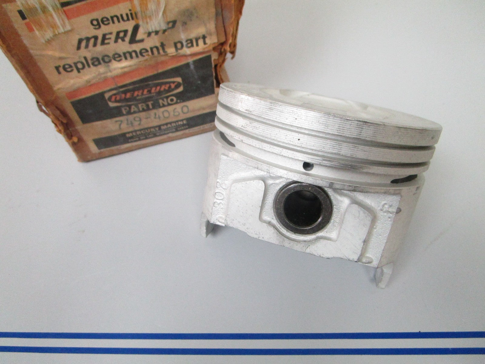 NEW OEM 749-4060 Mercury Mercruiser Ford 302 V8 1970- 1972 OS .020 Piston 0720
