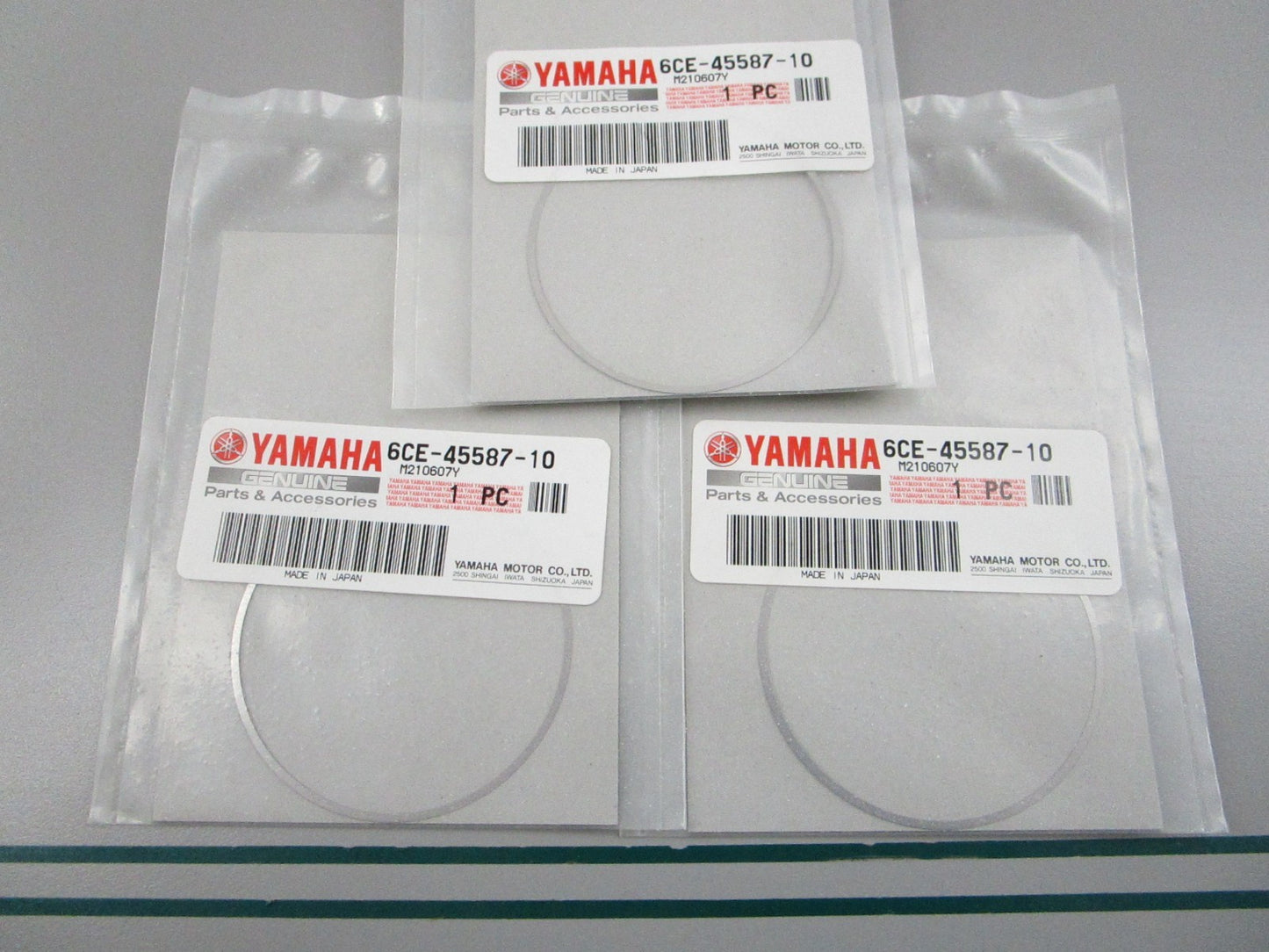 NEW OEM (LOT OF 3) 6CF-45587-10-00 Yamaha (T: 0.12mm) Shim 0810