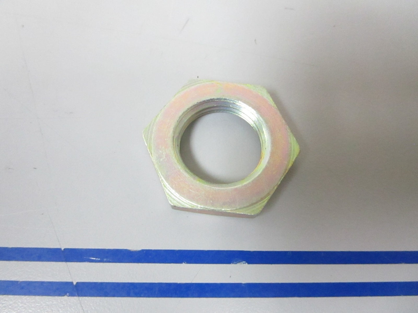 *NEW OEM* 0720 OMC Johnson Evinrude Steering Tube Nut 910027 0910027